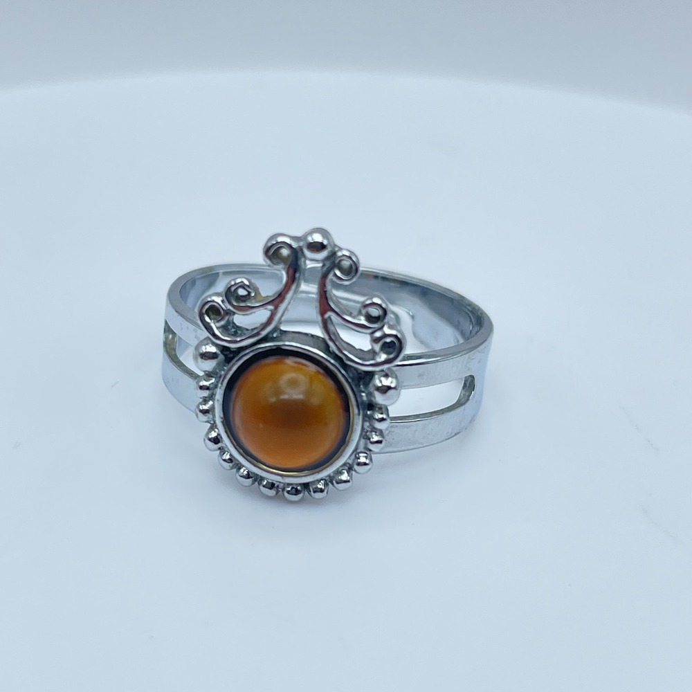 Vintage Silver-Tone Amber-Color Bead Ornate Filigree Split-Shank Band Ring 90s